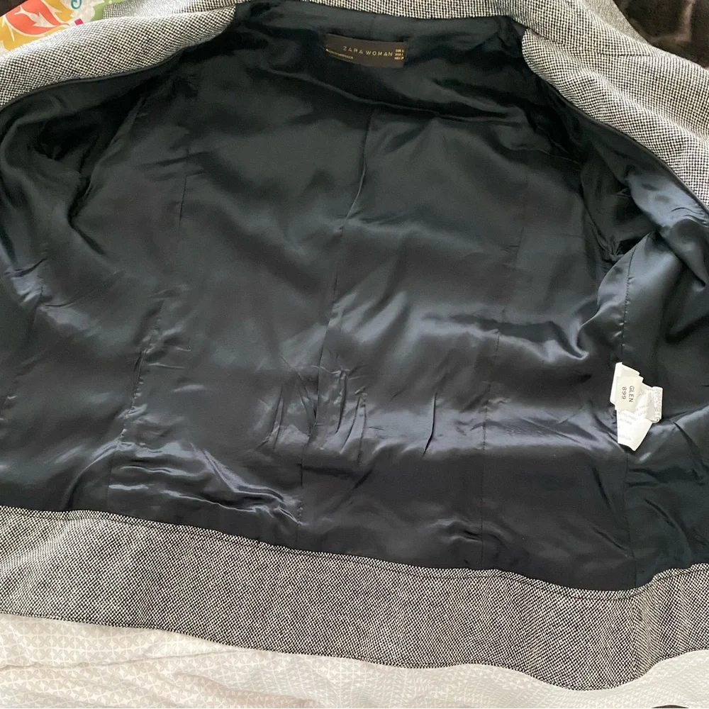 Zara Gray Belted Blazer - Picture 9 of 16